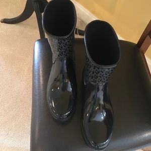 Michael Kors rain boots size 10